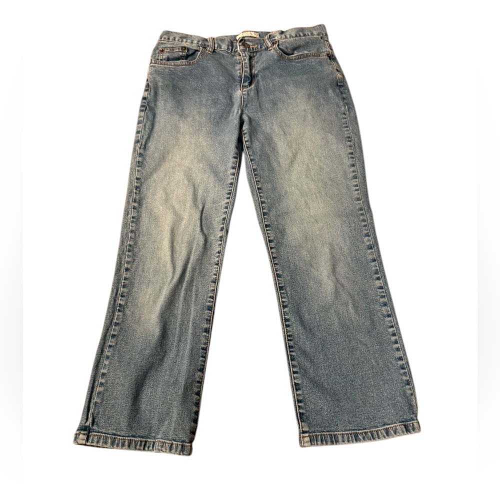 Axcess Liz Claiborne Women Stretch Light Wash Distressed Denim Blue Capri Jeans